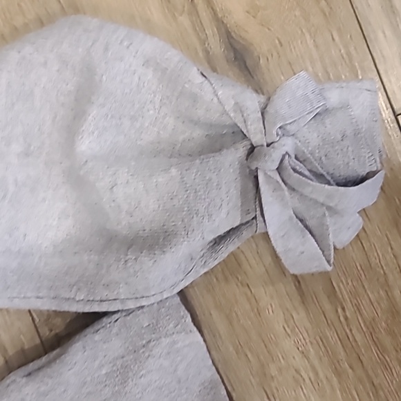 EUC, 100% Merino Wool, Grey, Crop, Bow Cuff Sz Small - Picture 4 of 8